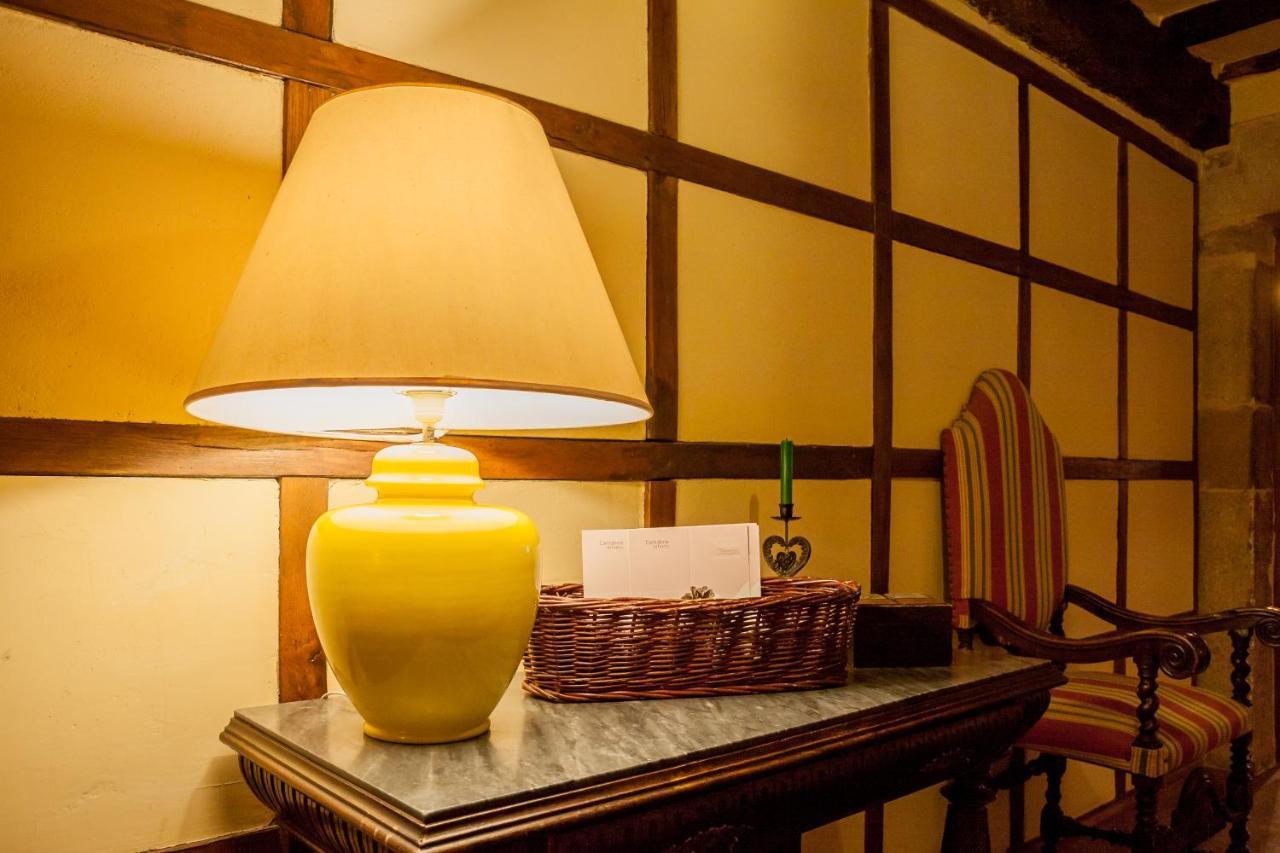 Casona De La Salceda Guest House Treceno Bagian luar foto