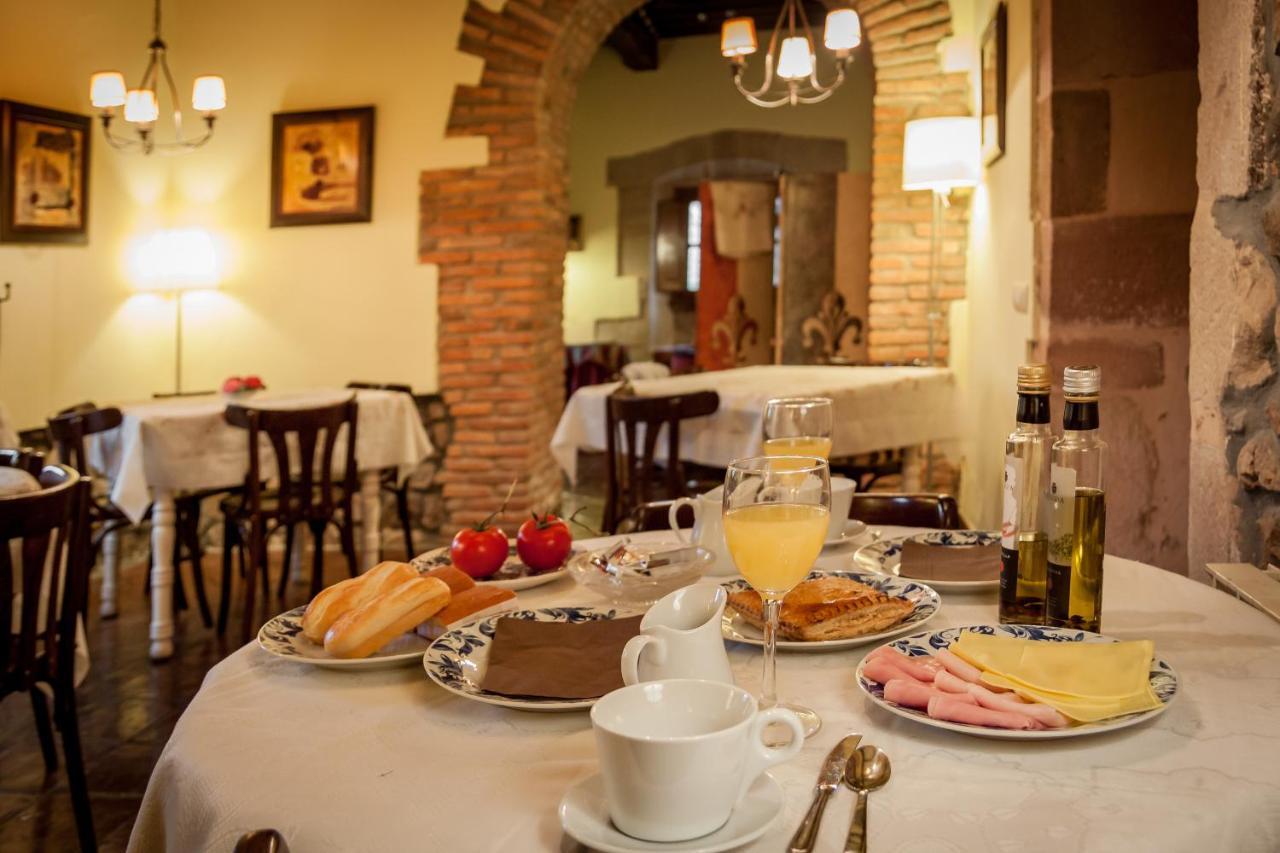 Casona De La Salceda Guest House Treceno Bagian luar foto